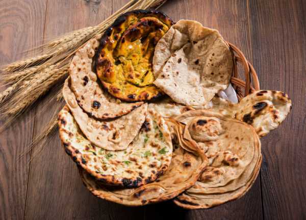 Paneer Naan With Gravy (Sweet)